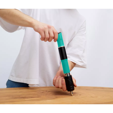 Пневматический гвоздезабивной пистолет Пневматический гвоздезабивной пистолет